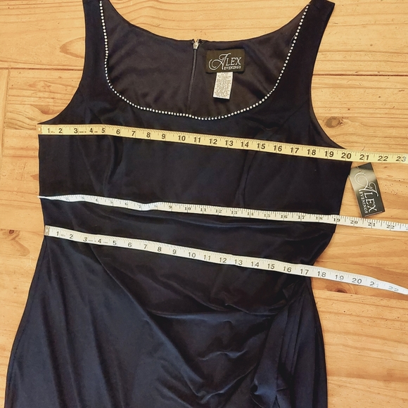 SOLD!!°  NWT Alex Evenings Sleeveless Rhinestones Neckline Navy Blue Long Dress - Picture 11 of 12